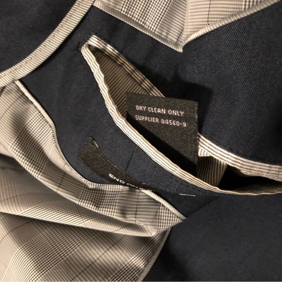 J Ferrar Men’s Slim Blue Two Button Sports Jacket - Picture 5 of 7